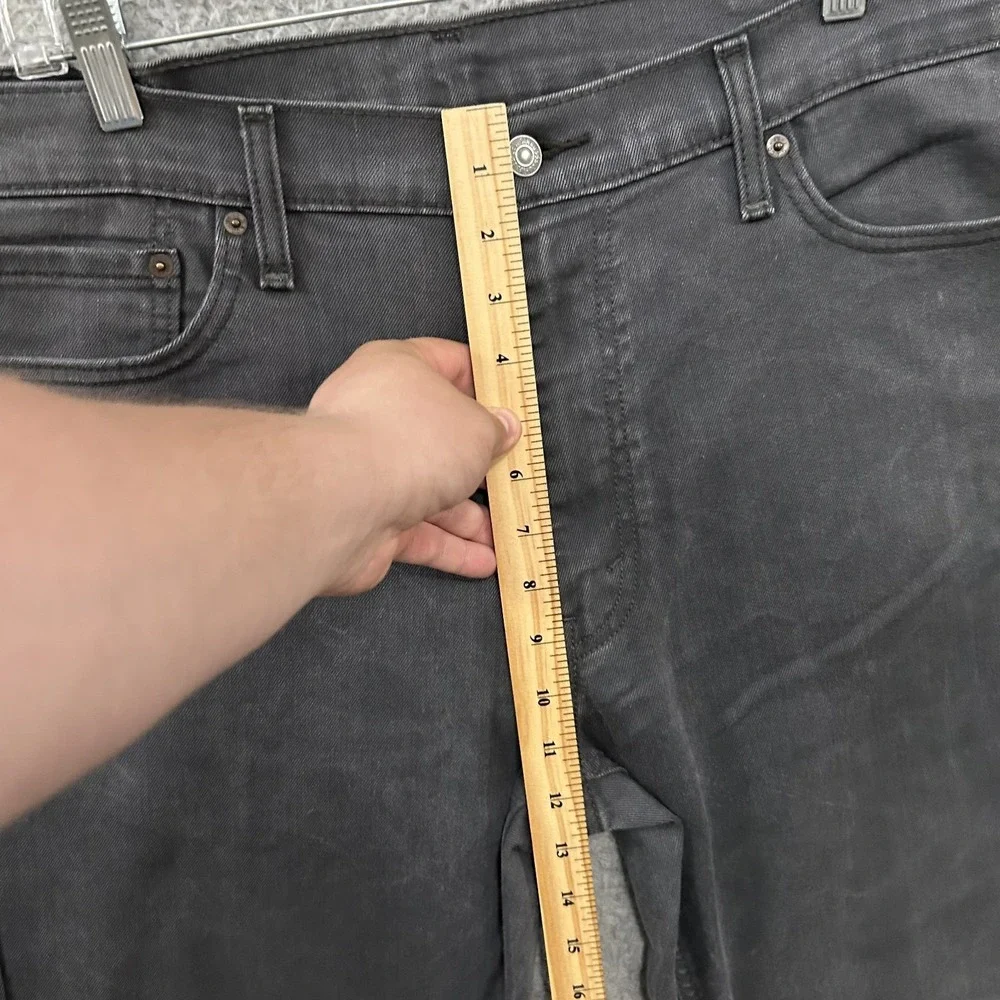 Levis Jeans Mens 38x32 Gray Denim 541‎ Athletic Fit Stretch American Red Tab